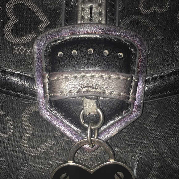 🖤BLACK XOXO CLUCTH/WRISTLET🖤 - Picture 4 of 8